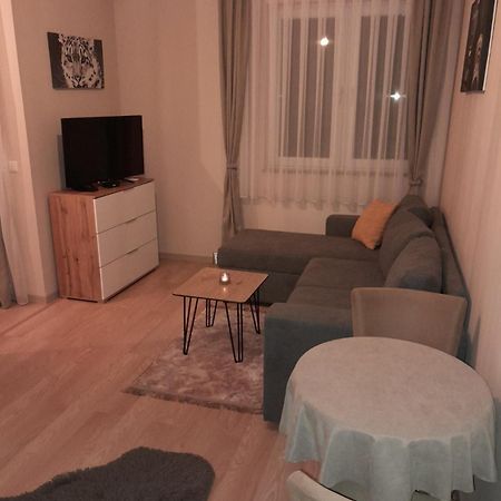 Gray Apartament 2 Приштина Экстерьер фото