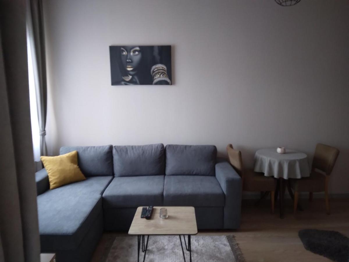Gray Apartament 2 Приштина Экстерьер фото