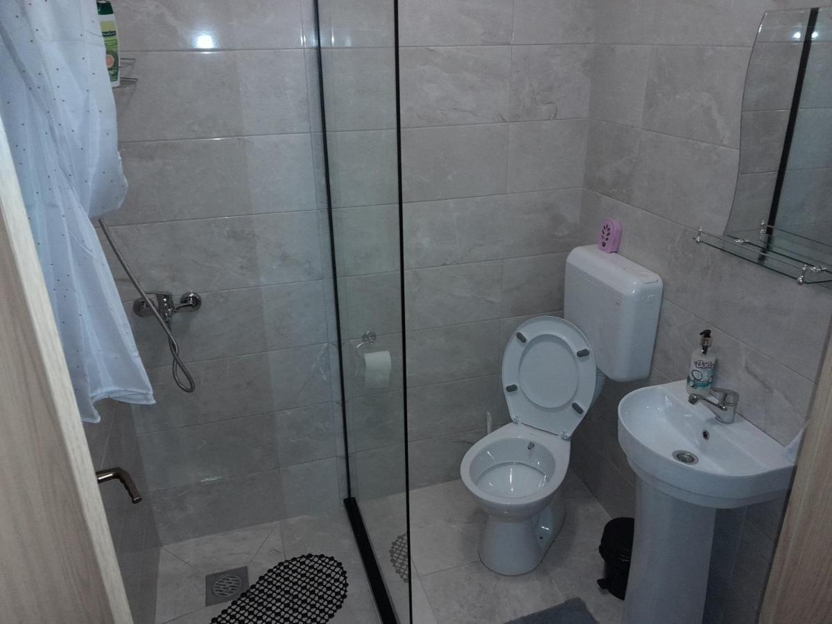 Gray Apartament 2 Приштина Экстерьер фото