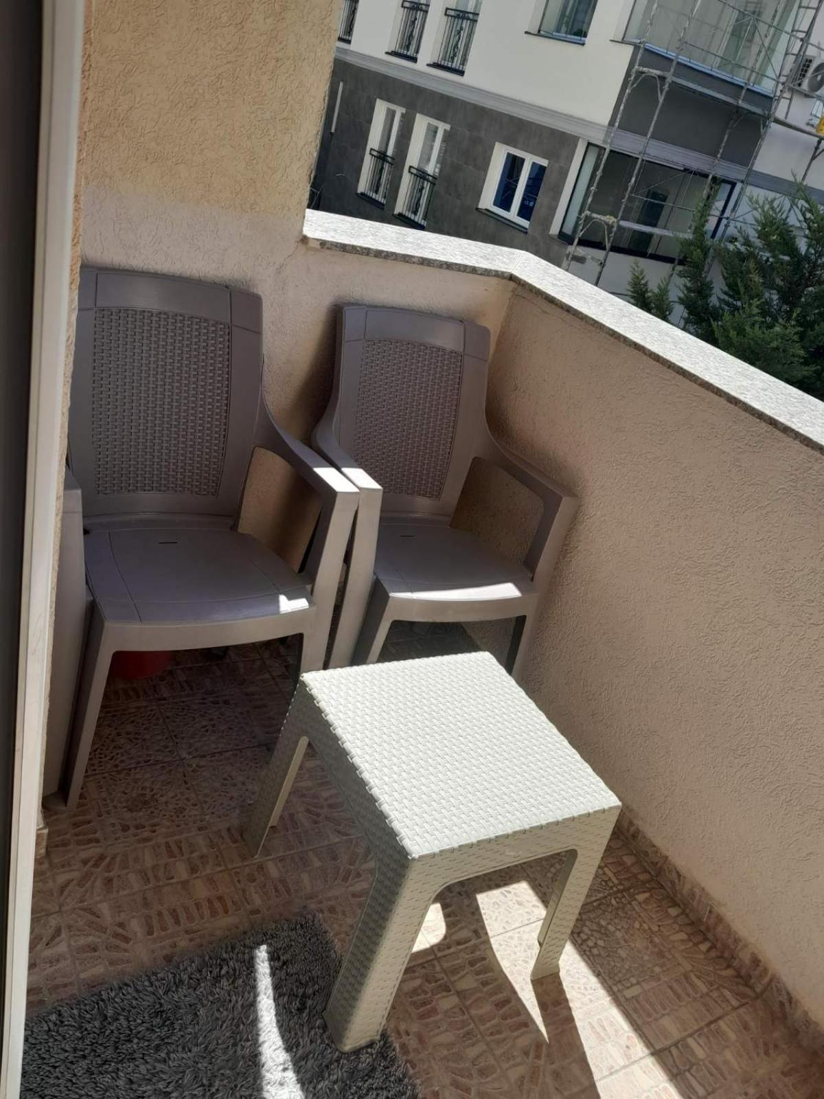 Gray Apartament 2 Приштина Экстерьер фото
